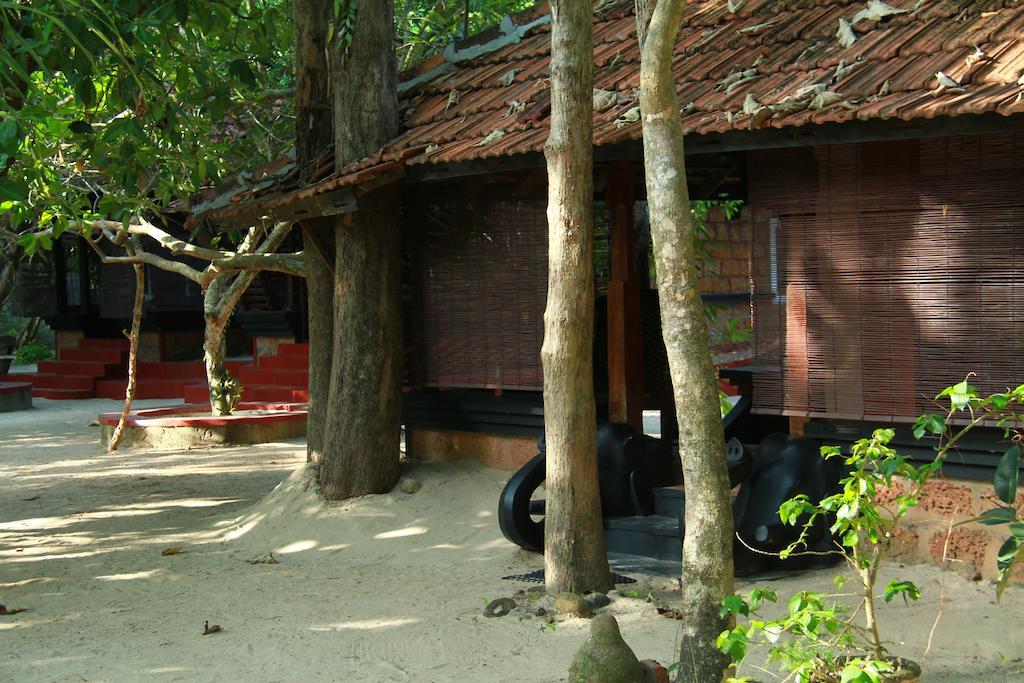 Arakkal Heritage มาราริคุลาม ภายนอก รูปภาพ